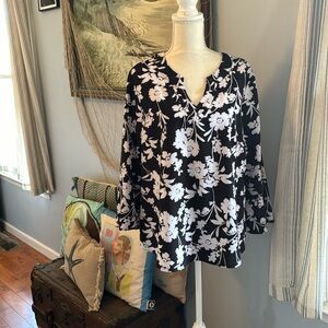 XL Women’s Blouse EUC